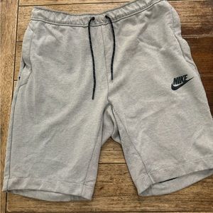 Nike Fleece Lifestyle Shorts - Size M